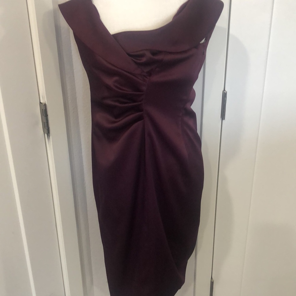 Evan-Capone women’s Cocktail Dress Size 8 Plum color. Sleeveless midi length - Picture 7 of 12